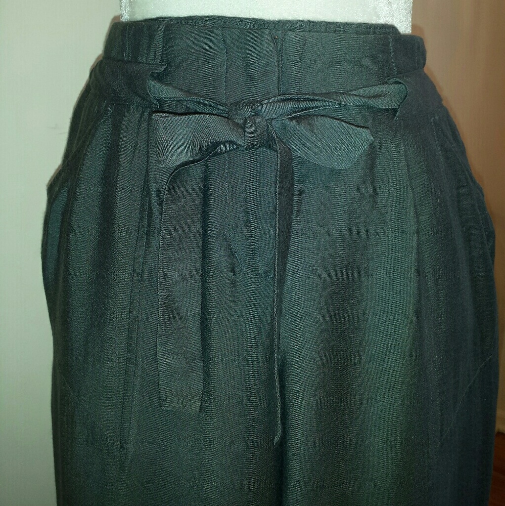Elle Capris